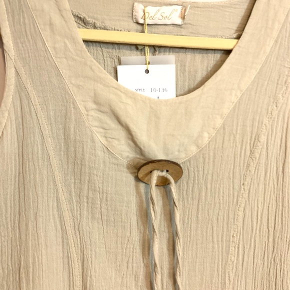 Summer dress - Picture 2 of 4